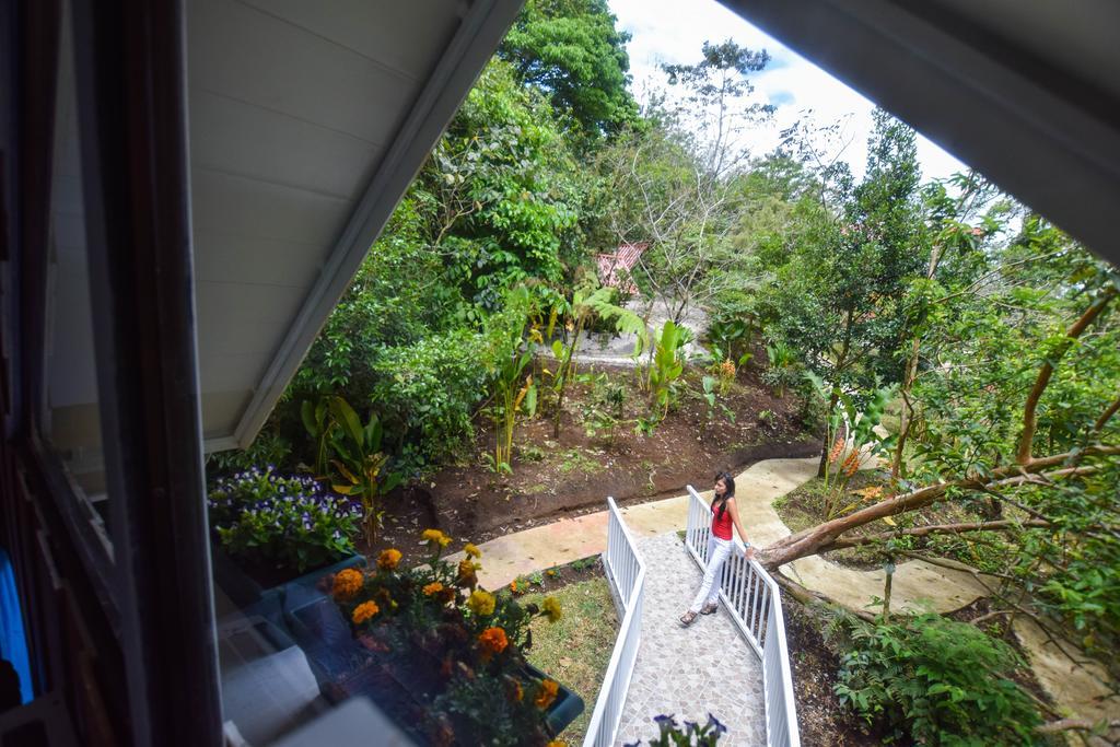 Arenal Waterfall Lodge Exteriör bild